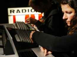 ELEKTROMAGNETISCHER SOMMER 2011